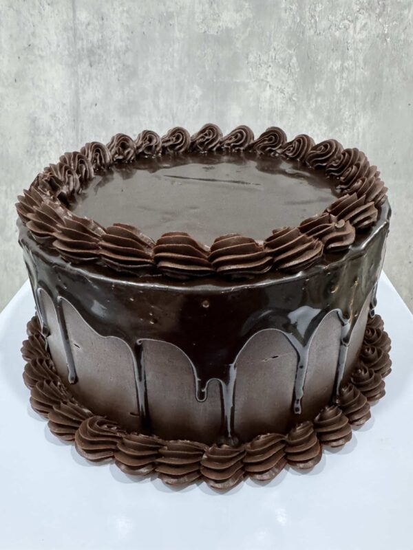 7 inch Wholecake - KETO Chocolate Moist Cake with Keto Chocolate Ganache